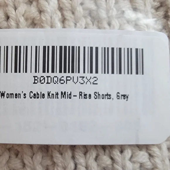 Forever 21 Women's Cable Knit Mid-rise Shorts - NWT Size Large - Picture 8 of 9